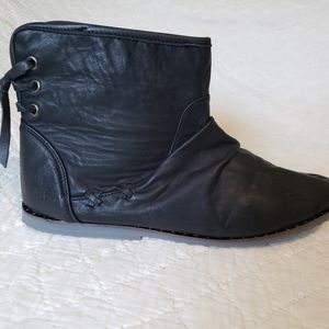 COPY - Comfy Boho Chic no heel ankle boot